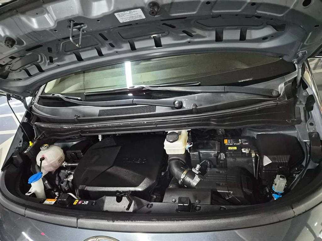 HYUNDAI Staria 2022 Gris - Importación desde Corea - HF Imports Iquique - Foto 18
