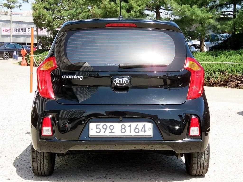 KIA Morning - Vista 4