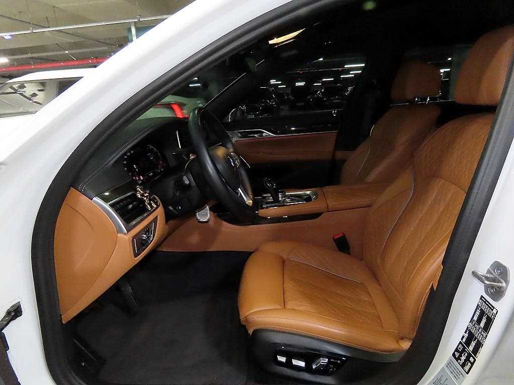 BMW 7 Series - Vista 6