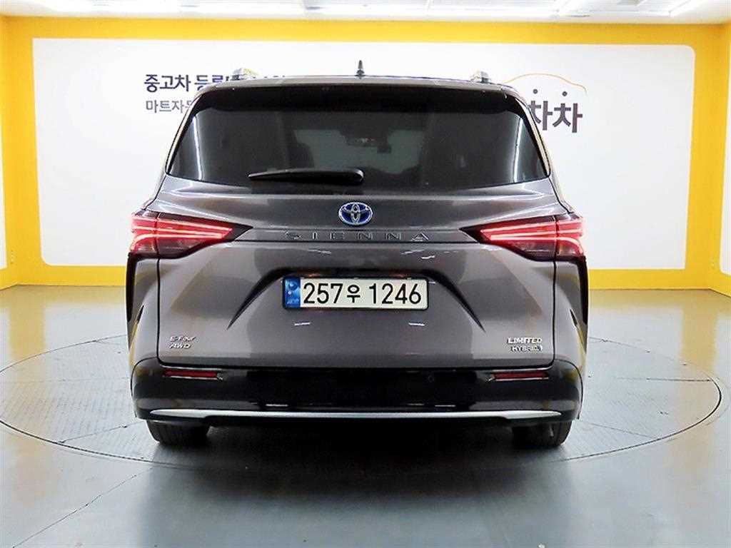 Toyota Siena - Vista 3