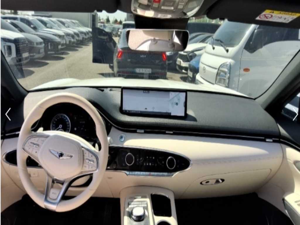 Genesis GV70 - Vista 2