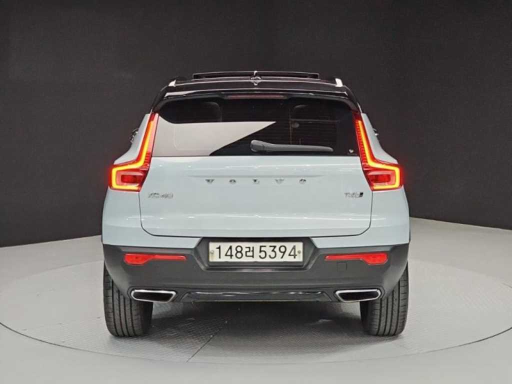 Volvo XC40 - Vista 4