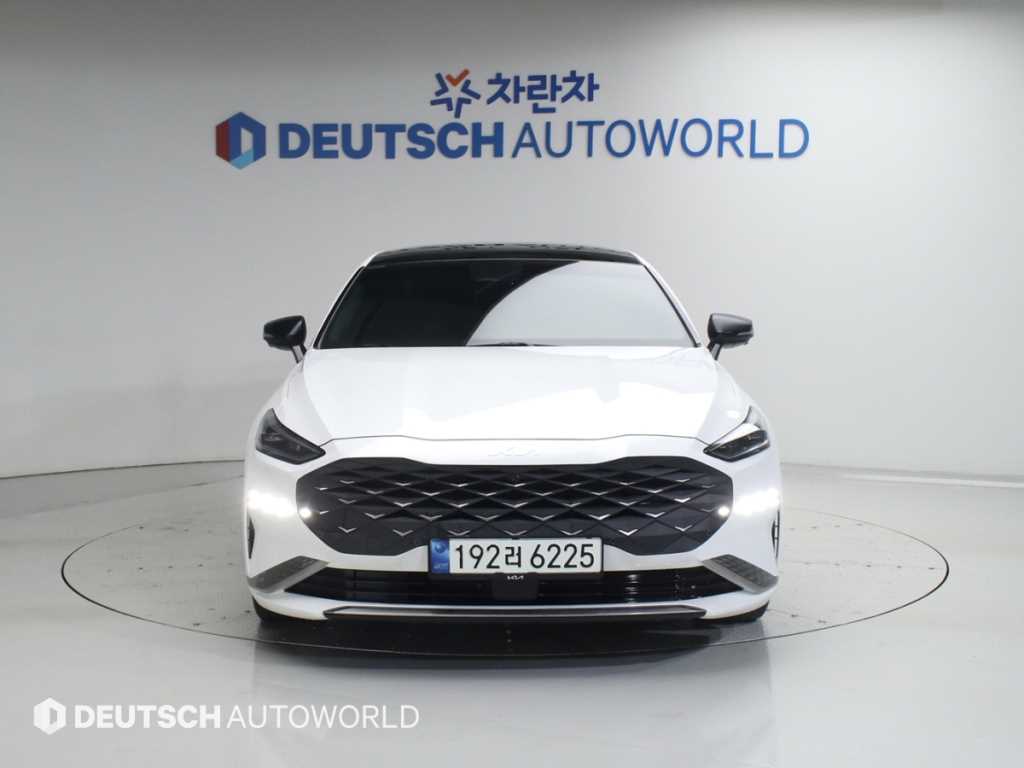 KIA K8 - Vista 3