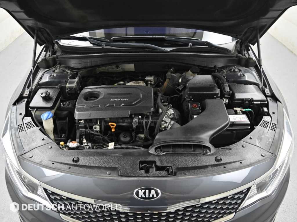 KIA K5 - Vista 6