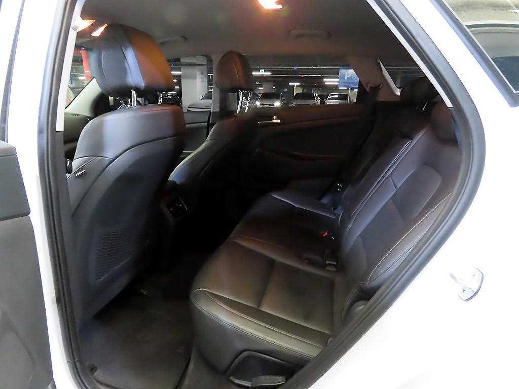 HYUNDAI Tucson - Vista 6