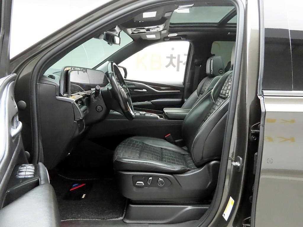 Cadillac Escalade 2021 Café - Importación desde Corea - HF Imports Iquique - Foto 13