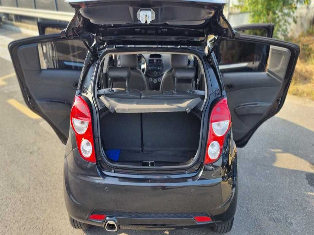 Chevrolet Spark - Vista 12