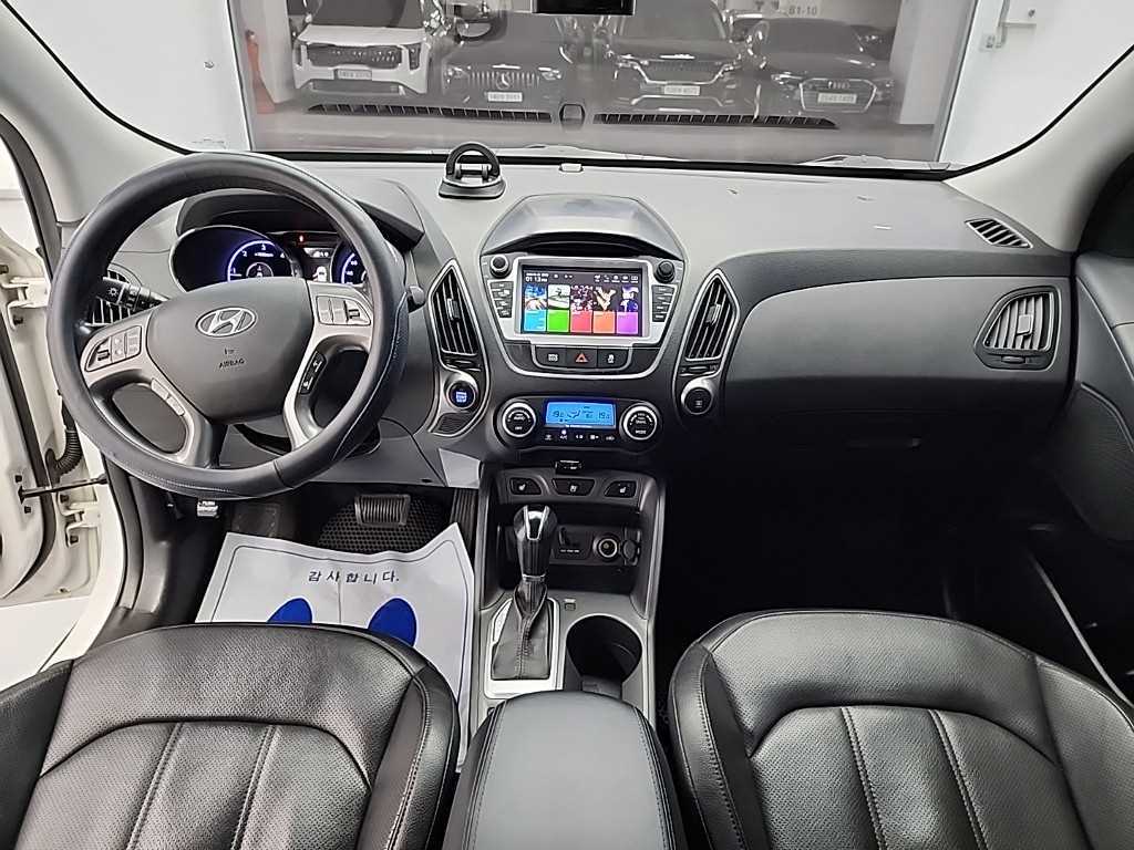 HYUNDAI Tucson - Vista 7