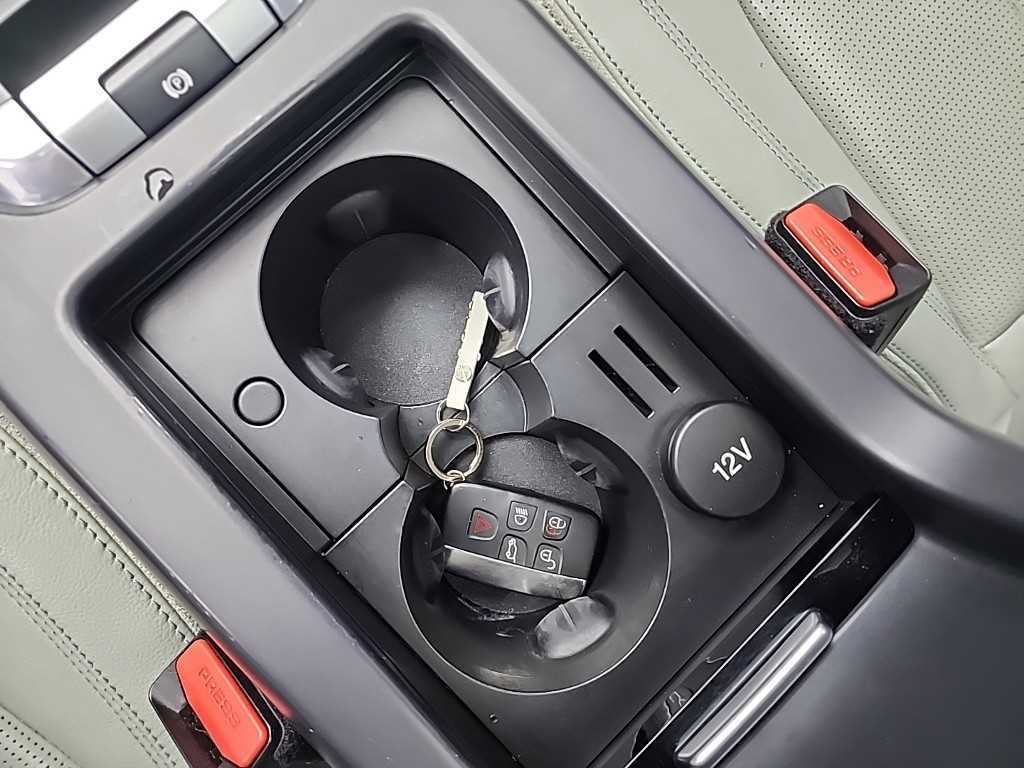 Land Rover Discovery Sports 2017 Blanco - Importación desde Corea - HF Imports Iquique - Foto 18