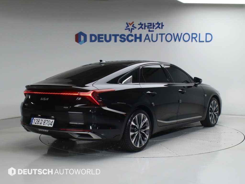 KIA K8 - Vista 2