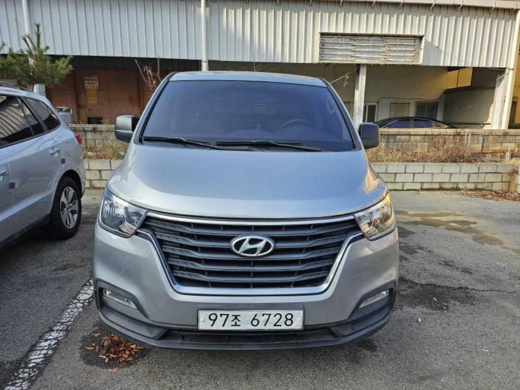 HYUNDAI Starex 2019 - Importación desde Corea - HF Imports Iquique - Foto 1