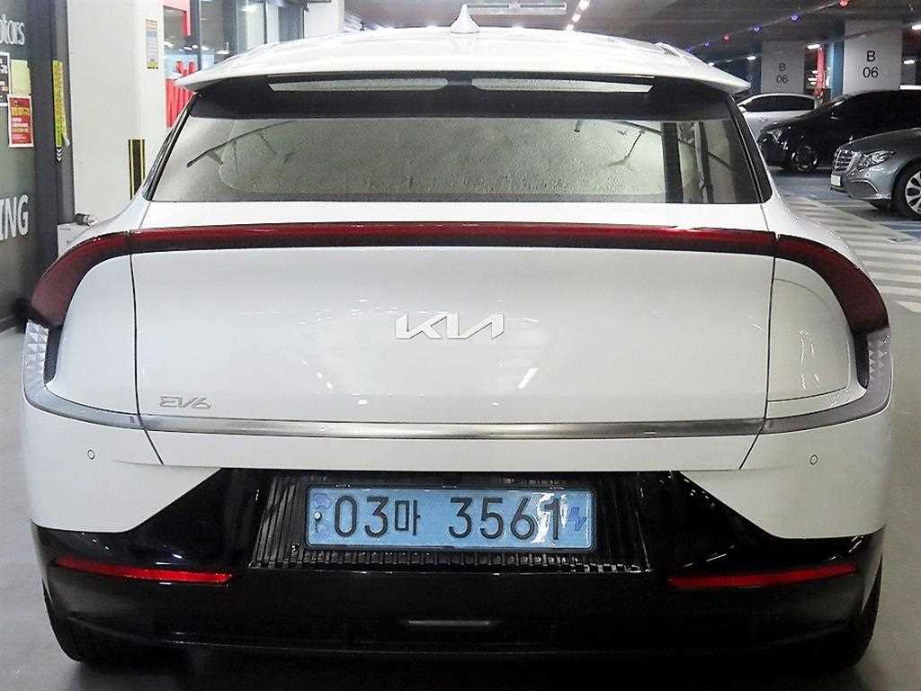 KIA EV6 - Vista 5