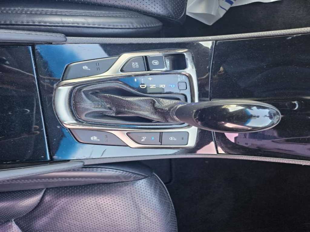 HYUNDAI Grandeur - Vista 10