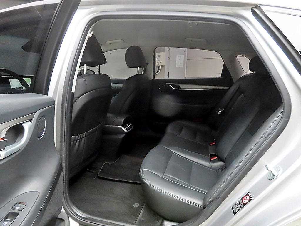 HYUNDAI Grandeur - Vista 6