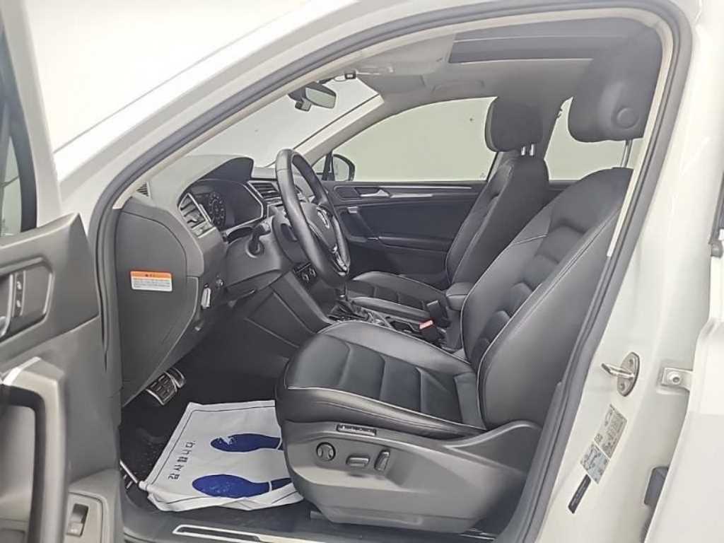Volkswagen Tiguan - Vista 8