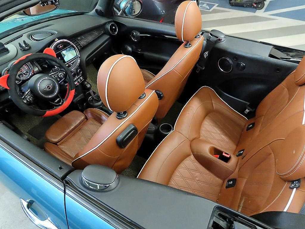 Mini Cooper Convertible - Vista 10