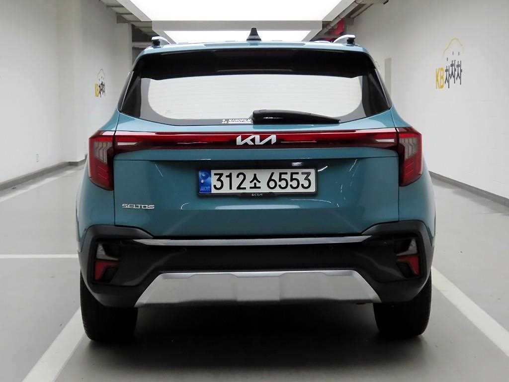 KIA Seltos - Vista 4