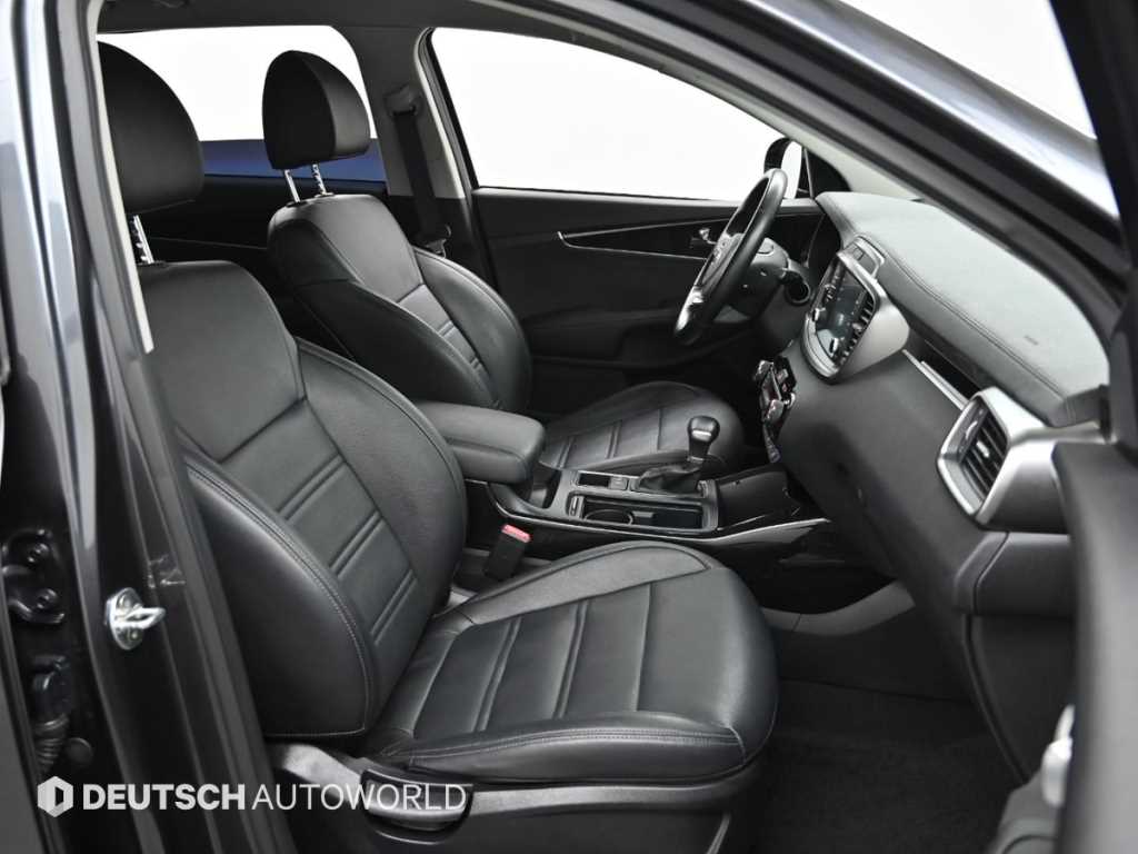 KIA Sorento - Vista 10