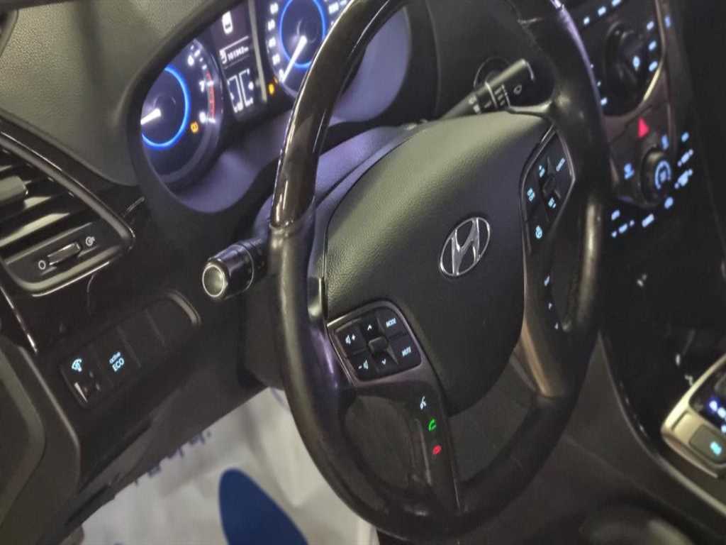 HYUNDAI Grandeur 2012 Negro - Importación desde Corea - HF Imports Iquique - Foto 14