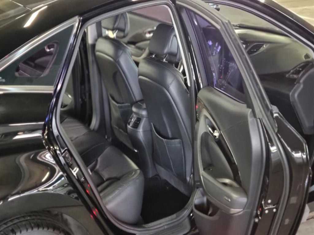 HYUNDAI Grandeur - Vista 9