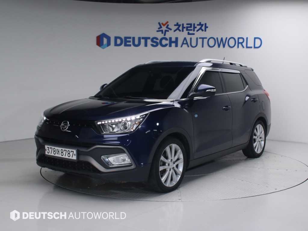 Ssangyong Tivoli 2017 Azul - Importación desde Corea - HF Imports Iquique - Foto 1