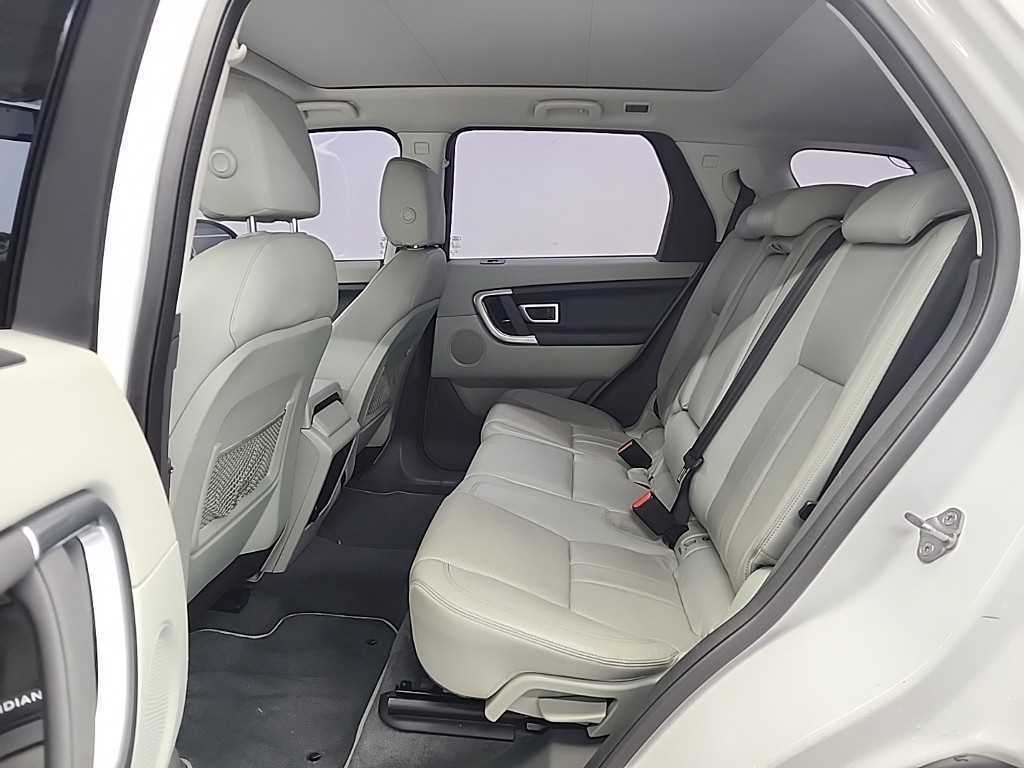 Land Rover Discovery Sports - Vista 12