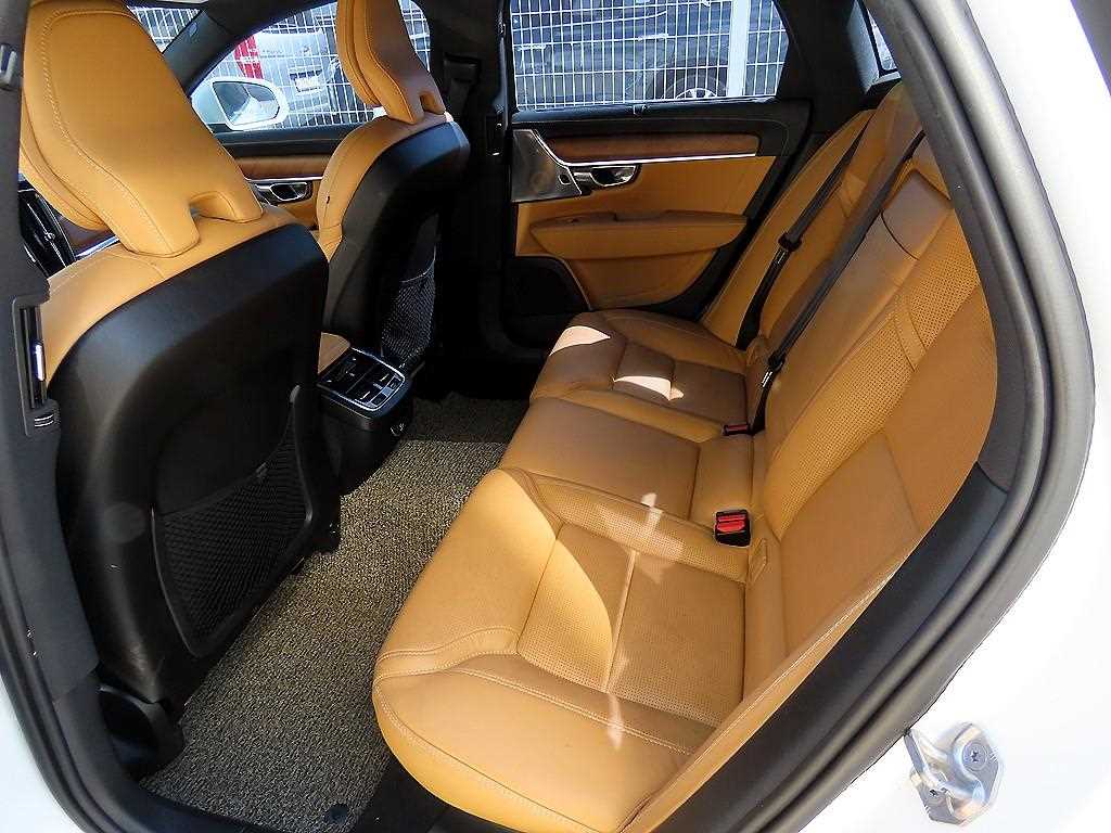 Volvo S90 - Vista 6