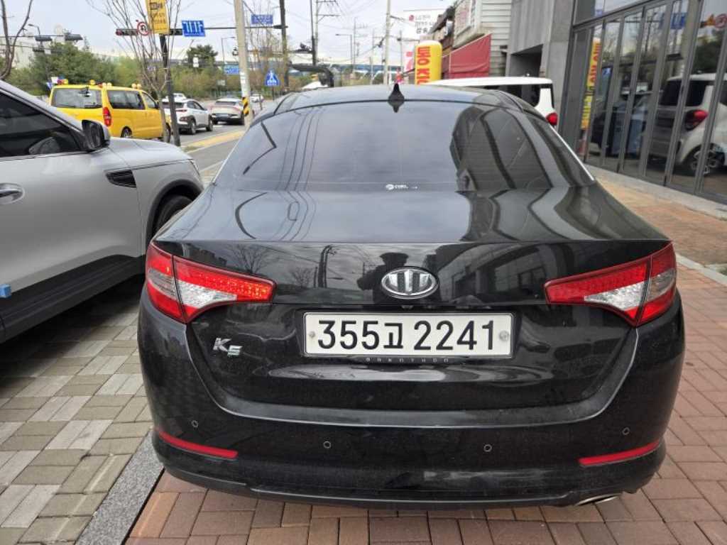 KIA K5 - Vista 2