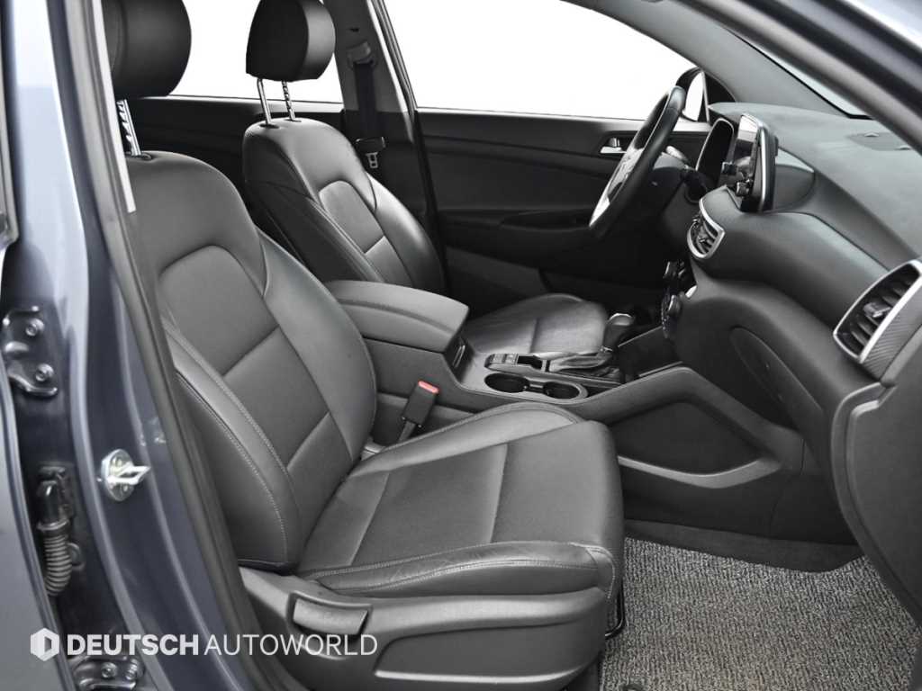 HYUNDAI Tucson - Vista 10