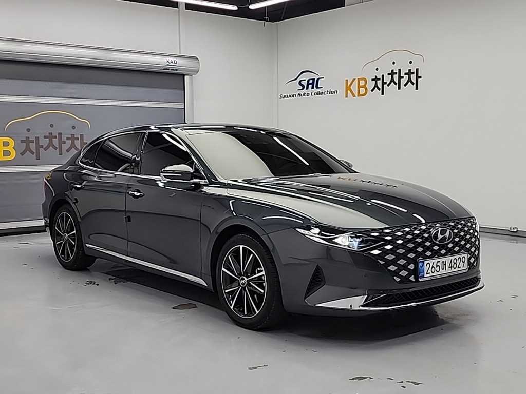 HYUNDAI Grandeur - Vista 5