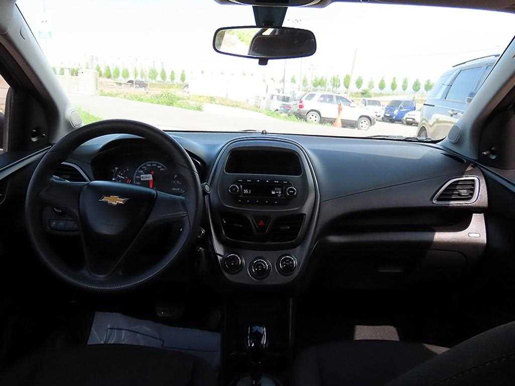 Chevrolet Spark - Vista 8