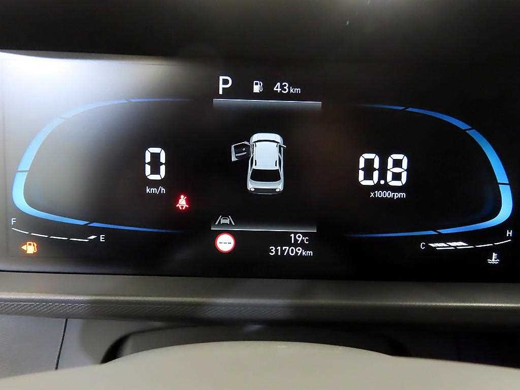 HYUNDAI Casper - Vista 9