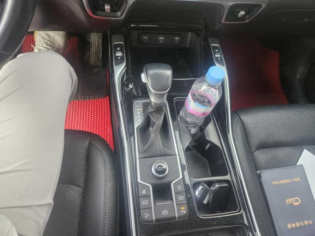 KIA Sorento - Vista 8