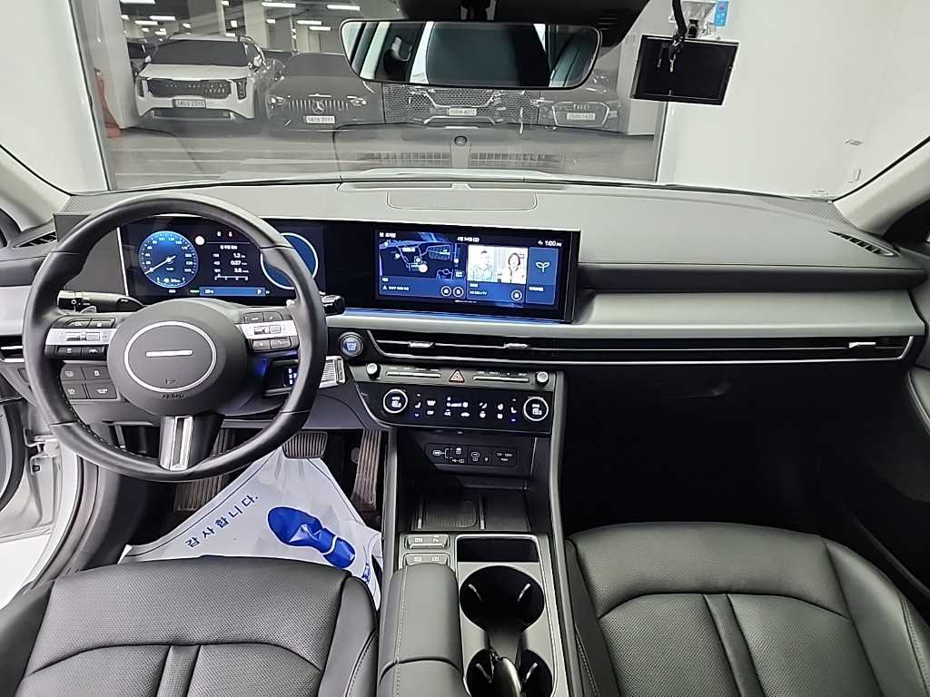 HYUNDAI Sonata - Vista 7