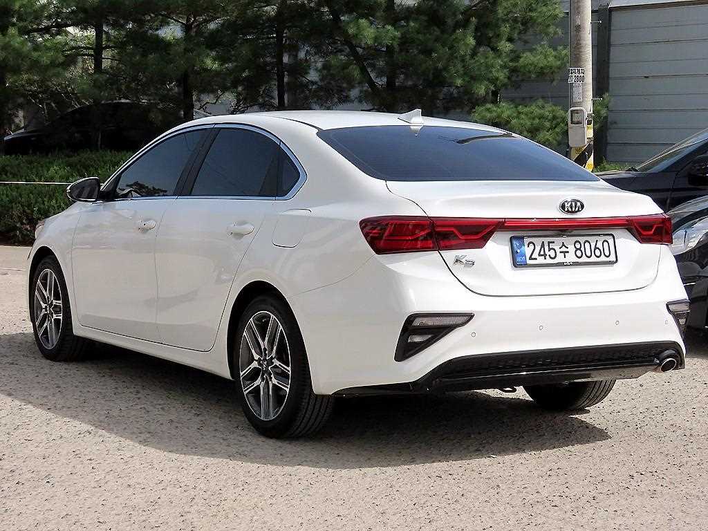 KIA K3 - Vista 3