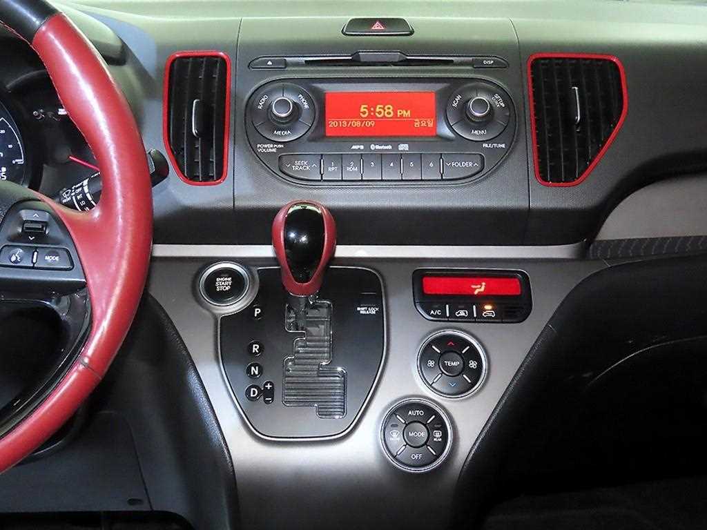 KIA Ray - Vista 10