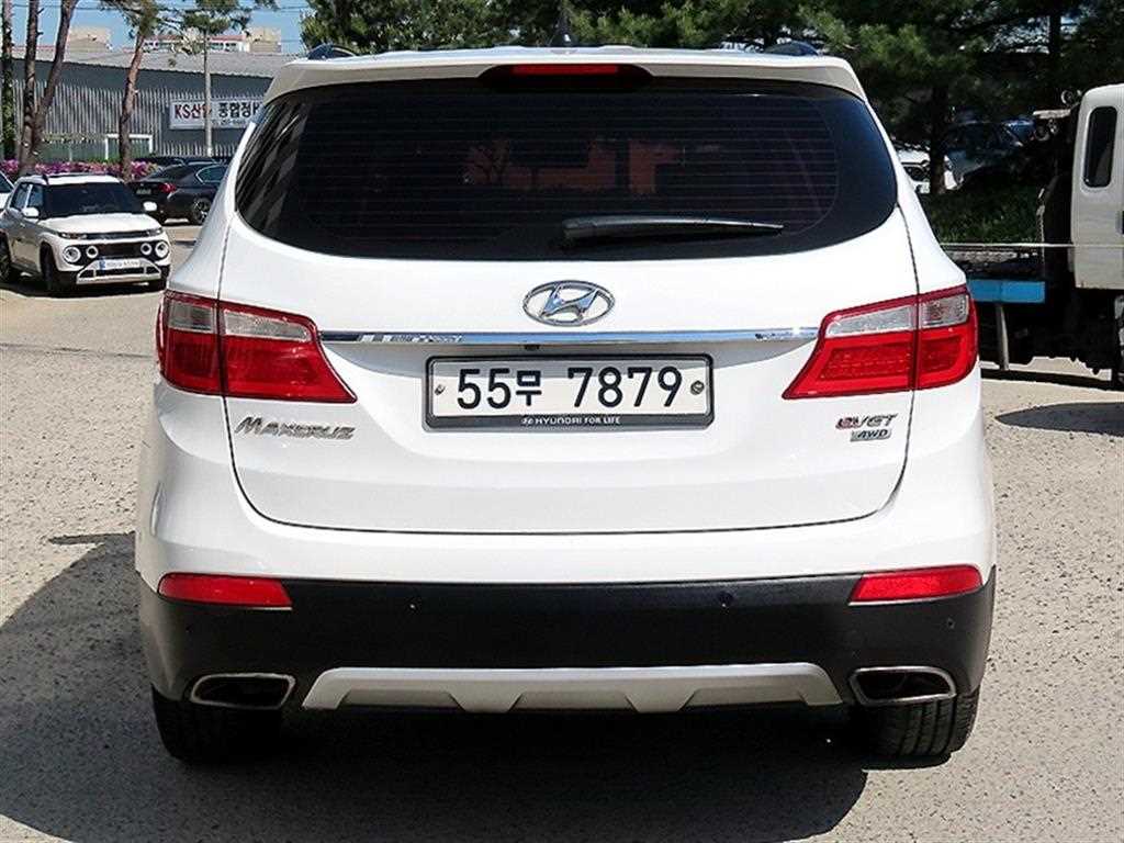HYUNDAI Maxcruz - Vista 4