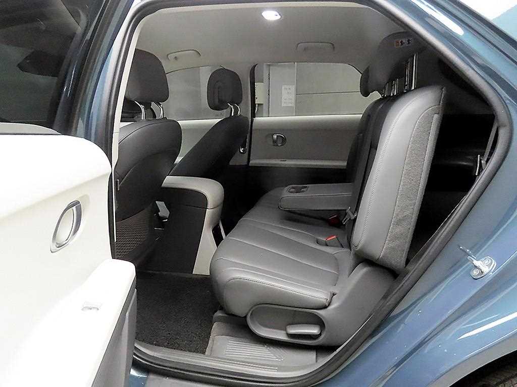 HYUNDAI Ioniq 5 - Vista 6