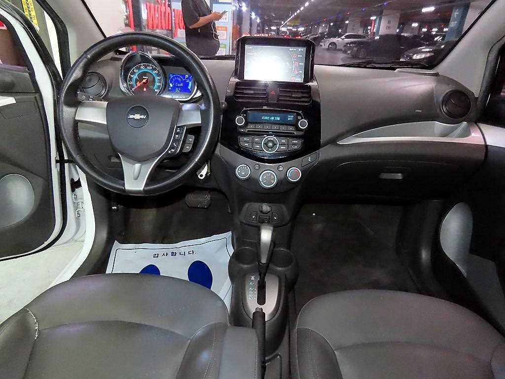 Chevrolet Spark - Vista 10
