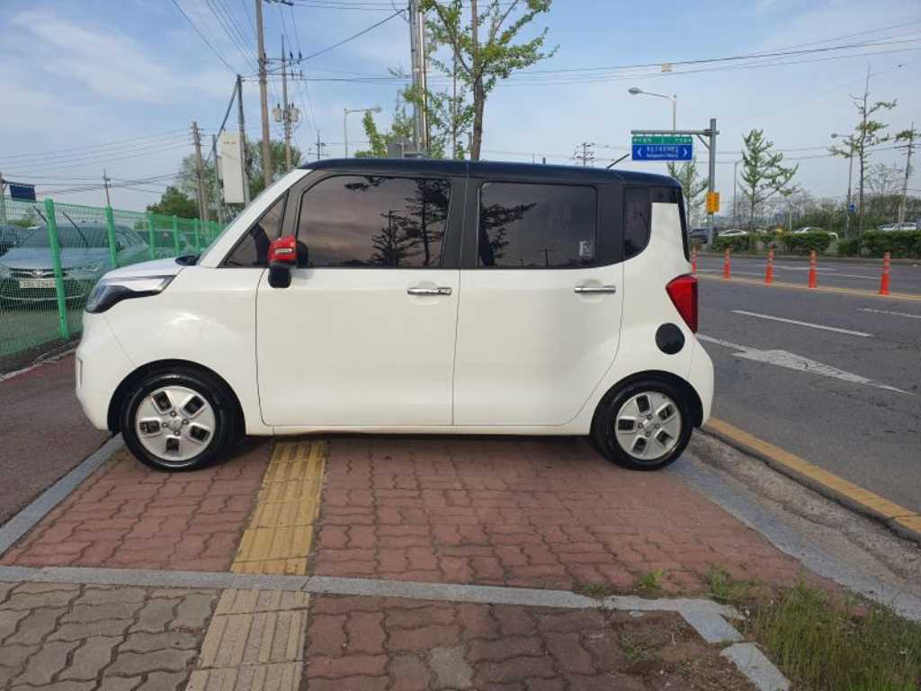 KIA Ray - Vista 4