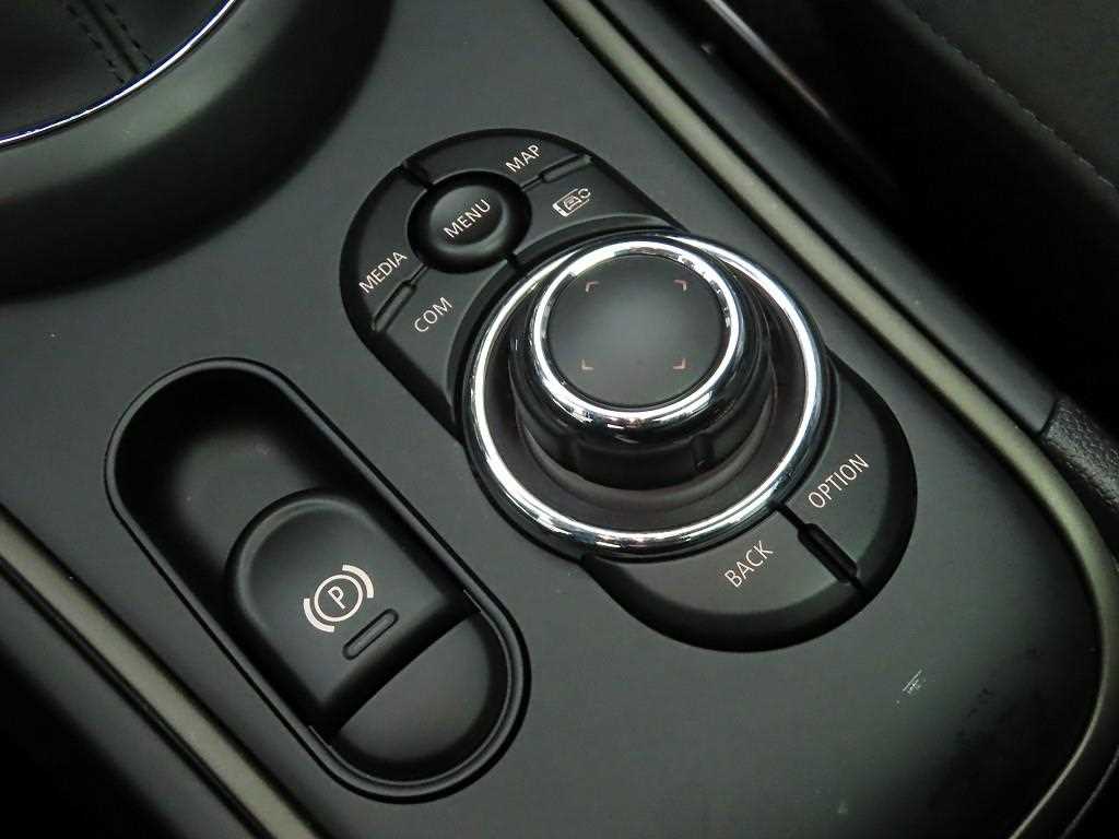 Mini Countryman - Vista 11
