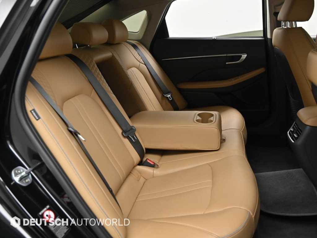 HYUNDAI Sonata - Vista 12