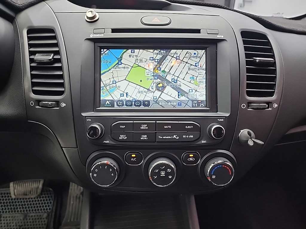 KIA K3 - Vista 10