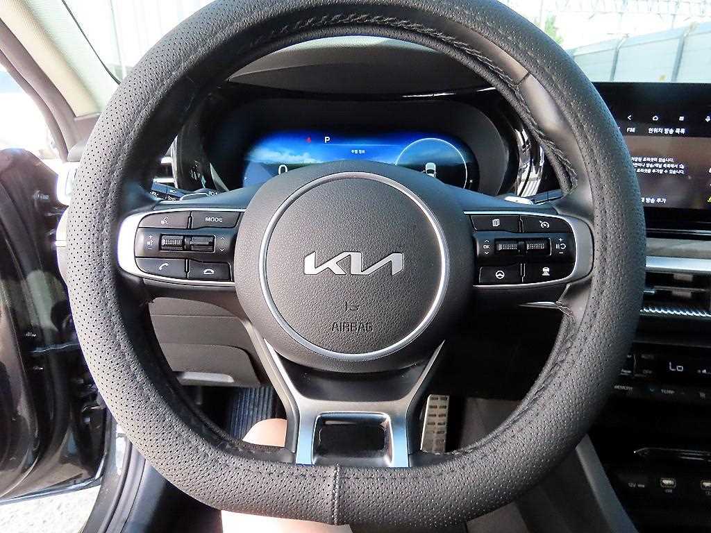 KIA K5 - Vista 8