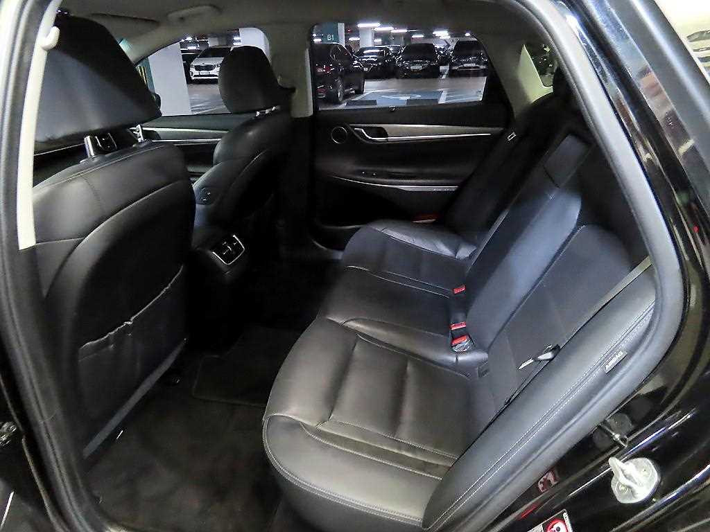 HYUNDAI Grandeur - Vista 7