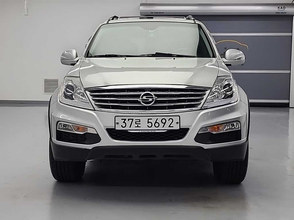 Ssangyong Rexton - Vista 2