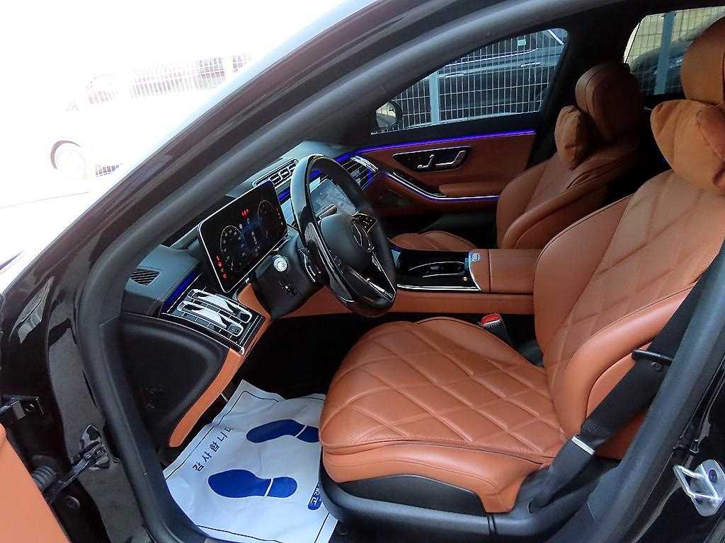 Mercedes Benz S Class - Vista 5