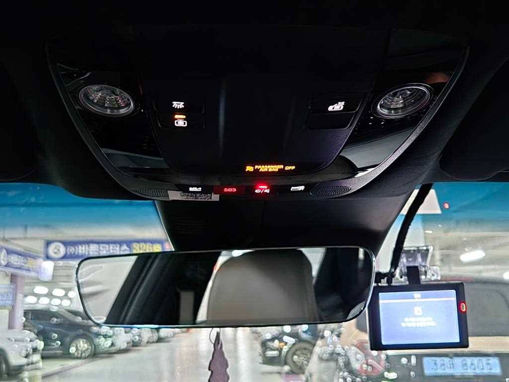 KIA K8 - Vista 10