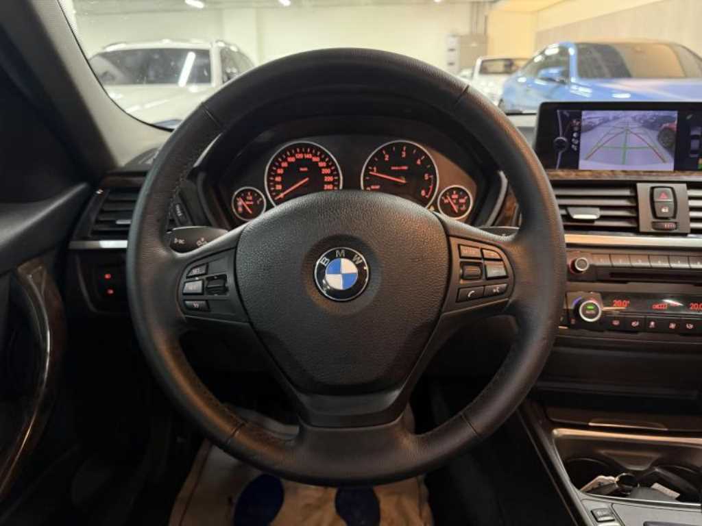 BMW 3 series - Vista 11