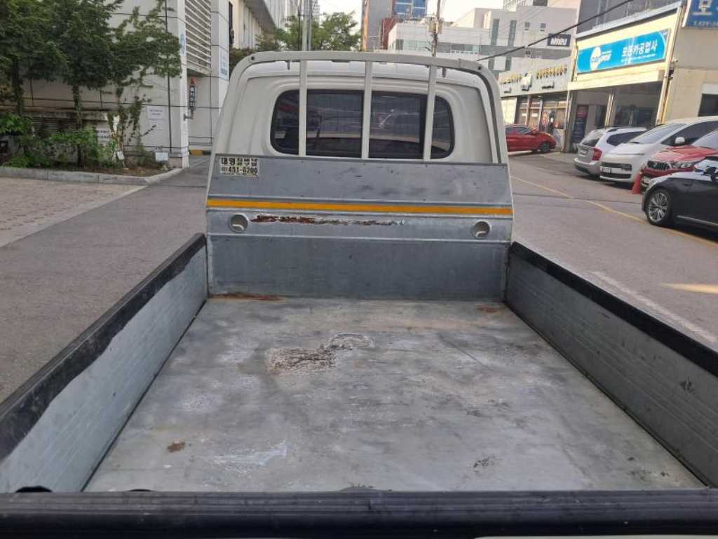 Small Truck Cargo (small) - Vista 6